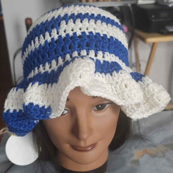Crochet Blue and White Ruffle Bucket Hat main image 4
